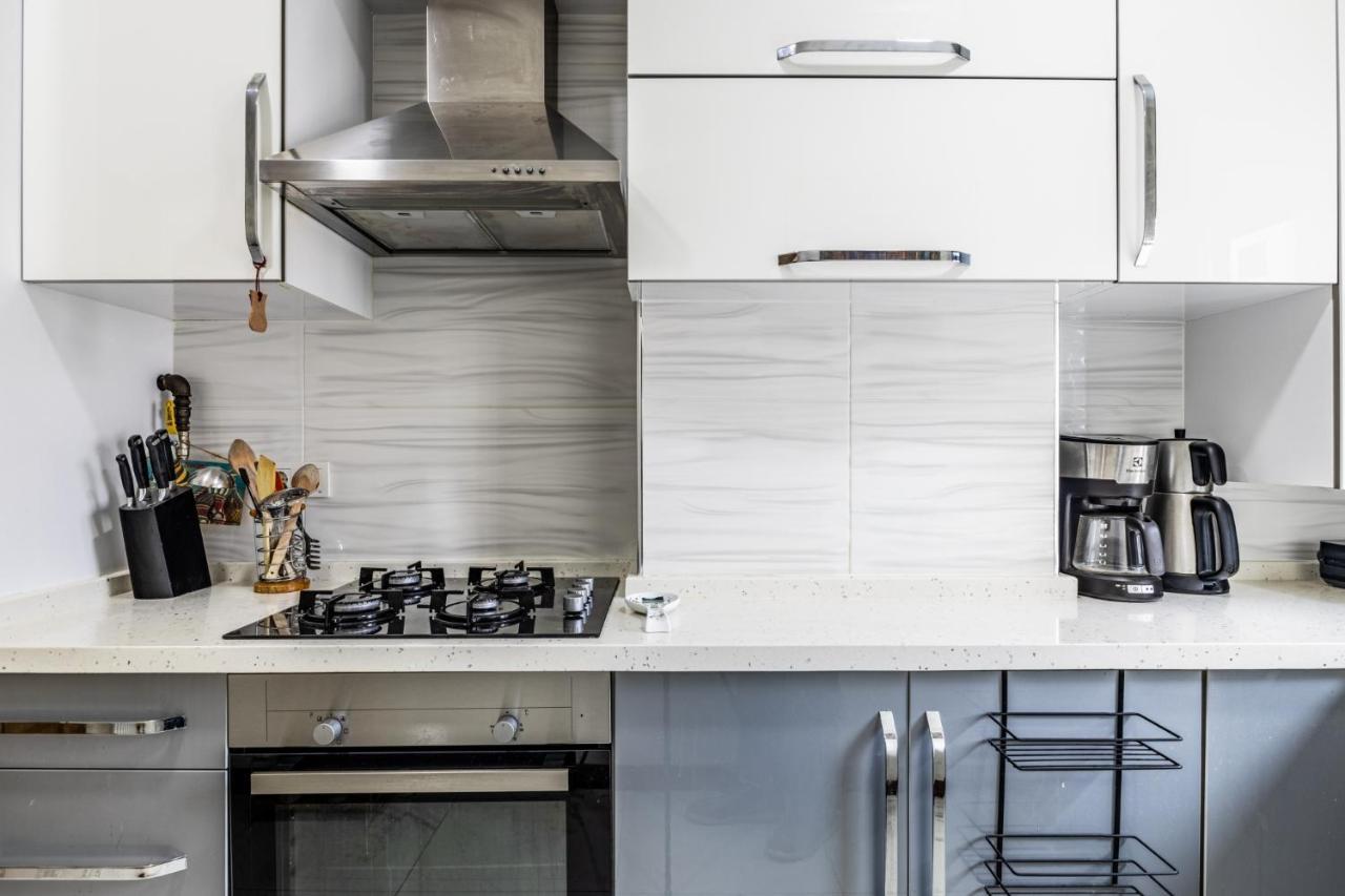 Ferienwohnung Spacious Flat Near Bagdat Avenue In Suadiye Istanbul Exterior foto