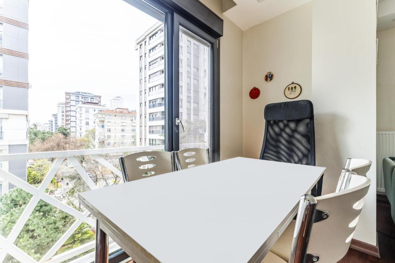 Ferienwohnung Spacious Flat Near Bagdat Avenue In Suadiye Istanbul Exterior foto