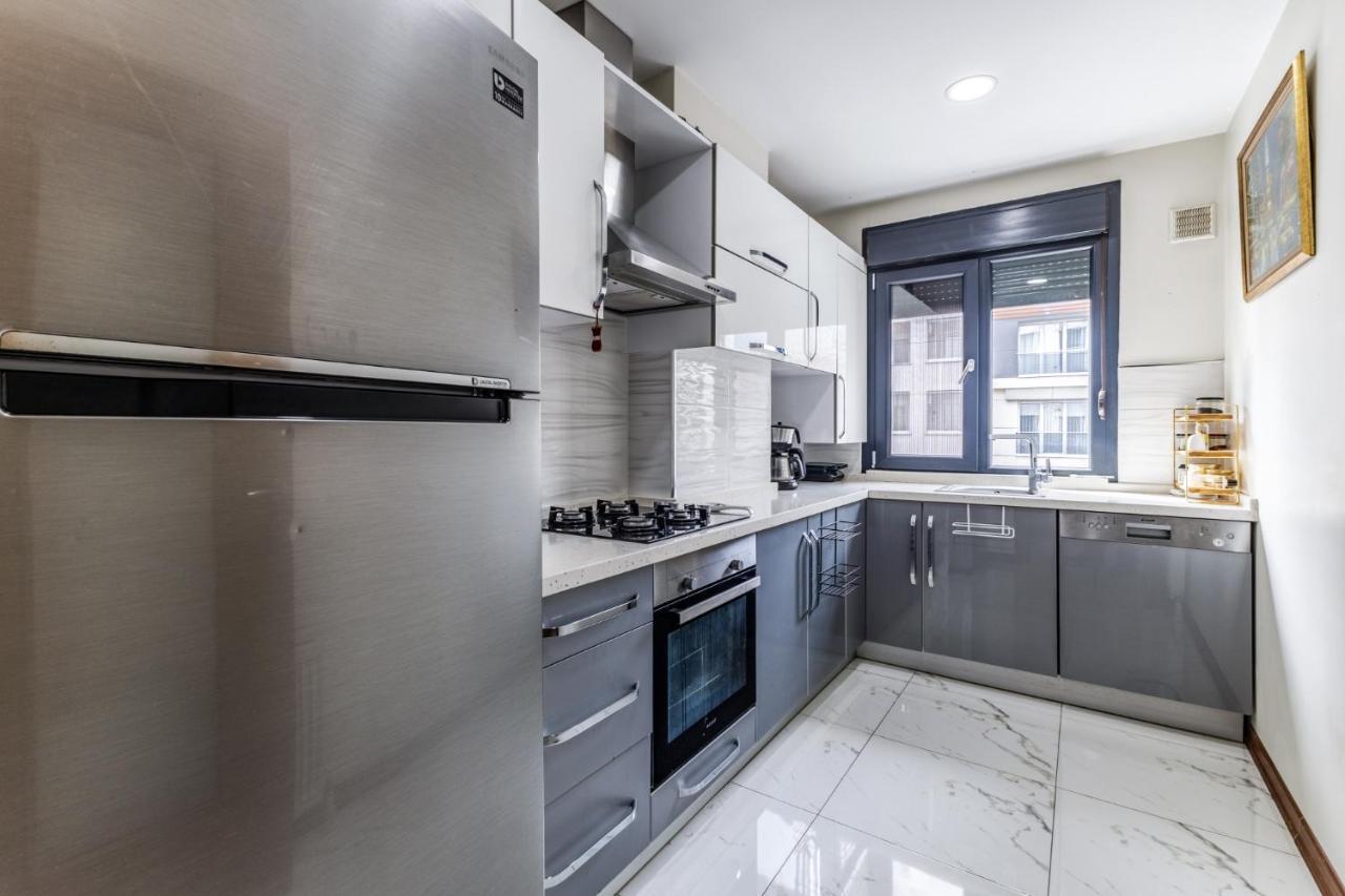 Ferienwohnung Spacious Flat Near Bagdat Avenue In Suadiye Istanbul Exterior foto