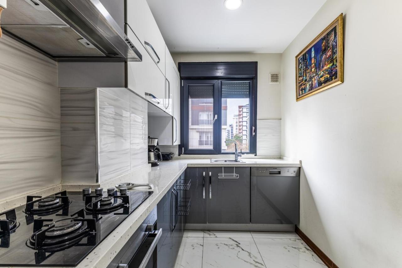 Ferienwohnung Spacious Flat Near Bagdat Avenue In Suadiye Istanbul Exterior foto